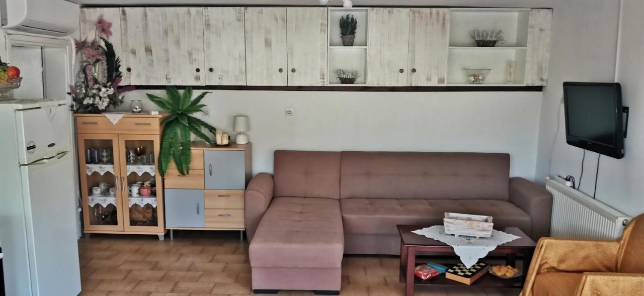 شقة Katy'S House Center نيوس مارماراس المظهر الخارجي الصورة